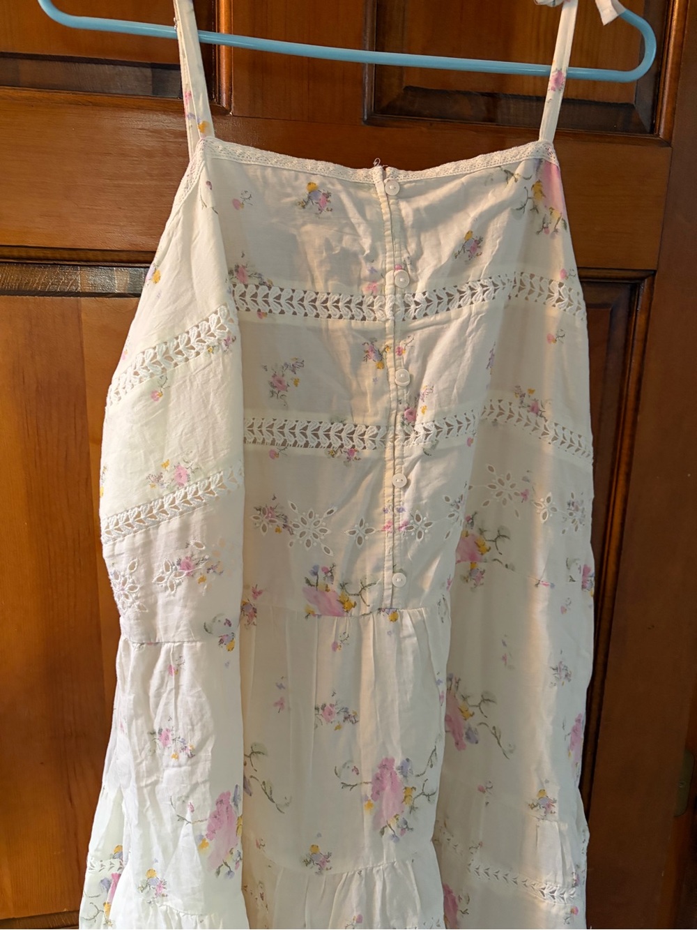 NWT Beautiful Cream Floral Tiered Maxi Dress with FLAW New xxl - Picture 2 of 7